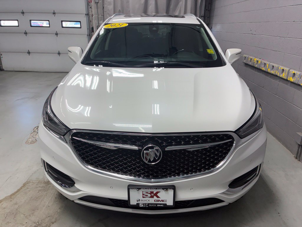 Used 2021 Buick Enclave Avenir w/ Avenir Technology Package AWD/4WD image 6