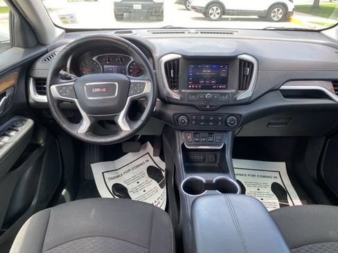 Used 2020 GMC Terrain SLE FWD image 17