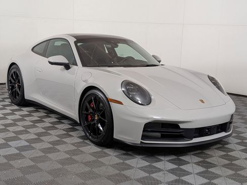 New 2026 Porsche 911 Carrera 4S image 8