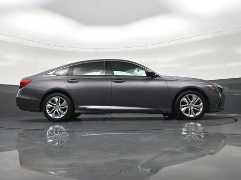 Used 2018 Honda Accord LX image 25