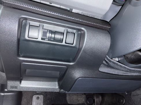 Used 2025 Subaru Crosstrek 2.5i Limited image 18