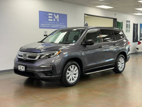 Used 2019 Honda Pilot LX image 11