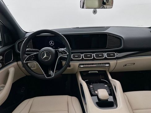 Certified 2025 Mercedes-Benz GLE 450 GLE 450 image 24