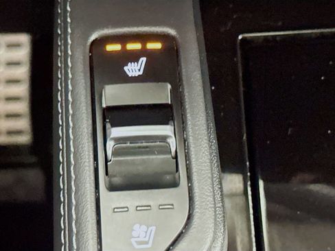 Used 2021 Kia Telluride SX w/ Towing Package image 16