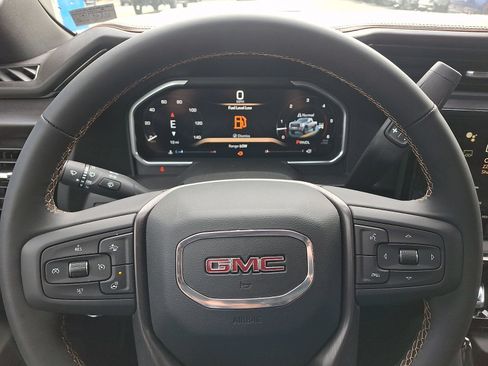 New 2026 GMC Sierra 2500 AT4 w/ AT4 Premium Plus Package AWD/4WD image 19