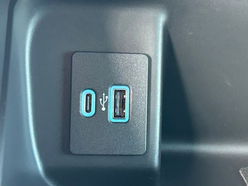 Used 2023 Ford F150 XLT w/ Equipment Group 302A High image 32