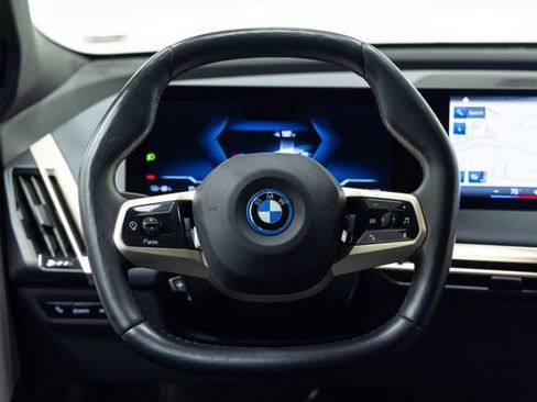 Used 2023 BMW iX xDrive50 w/ Premium Package image 14