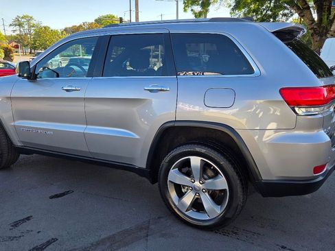 Used 2015 Jeep Grand Cherokee Limited w/ Luxury Group II AWD/4WD image 12