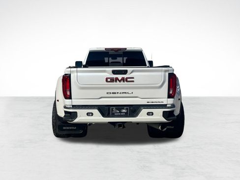 Used 2021 GMC Sierra 3500 Denali w/ Denali Ultimate Package image 9