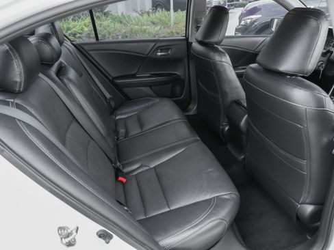 Used 2015 Honda Accord Sport image 36