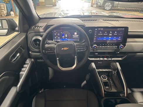 New 2025 Chevrolet Colorado LT w/ LT Convenience Package image 20