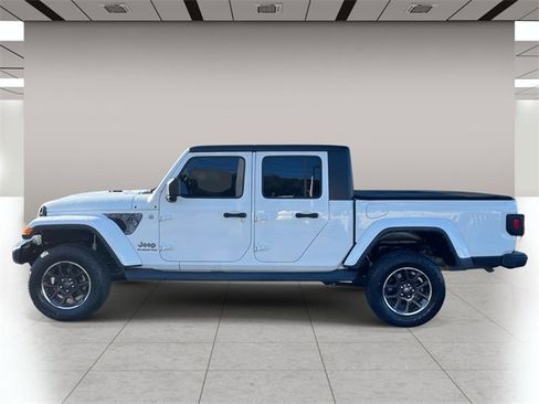 Used 2022 Jeep Gladiator Overland w/ Popular Equipment Package image 7