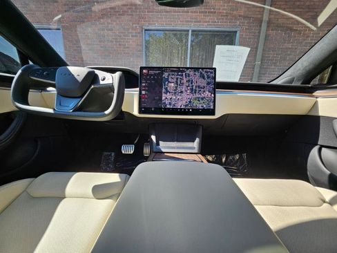 Used 2023 Tesla Model S AWD/4WD image 38