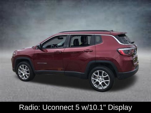 Certified 2022 Jeep Compass Latitude AWD/4WD image 4