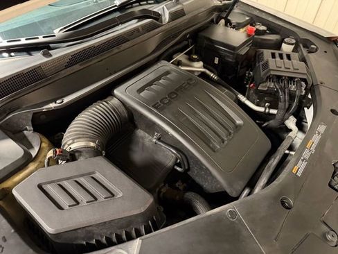 Used 2017 GMC Terrain SLE w/ Convenience Package image 40