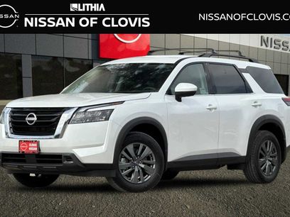 New 2025 Nissan Pathfinder SV