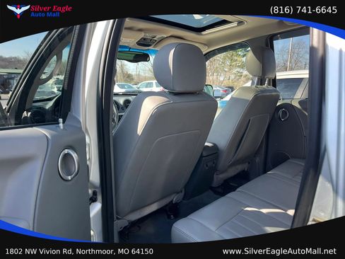 Used 2005 Jeep Liberty Limited AWD/4WD image 7