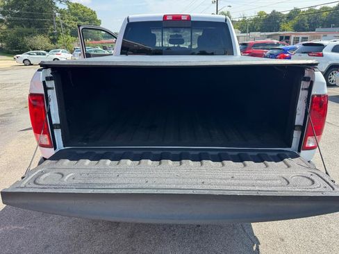 Used 2012 RAM 1500 Classic SLT RWD image 21