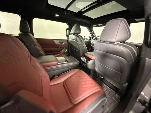 Used 2025 INFINITI QX80 Autograph w/ Autograph Exterior Package AWD/4WD image 41