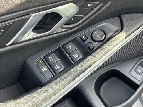 Certified 2024 BMW 330i Sedan image 15