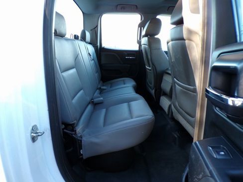 Used 2015 Chevrolet Silverado 3500 W/T image 9