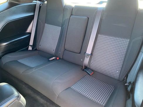 Used 2021 Dodge Challenger SXT image 11