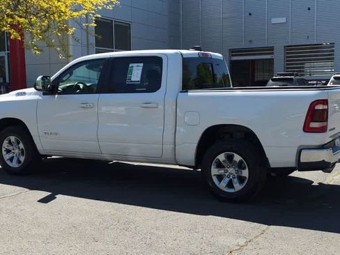 Used 2023 RAM 1500 Laramie AWD/4WD image 6