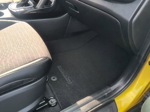 Used 2023 Kia Seltos S image 46