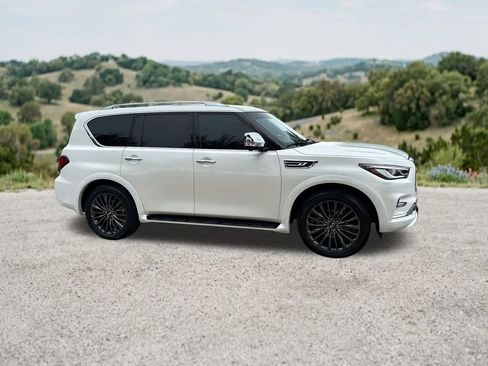 Used 2023 INFINITI QX80 Sensory w/ Cargo Package AWD/4WD image 12