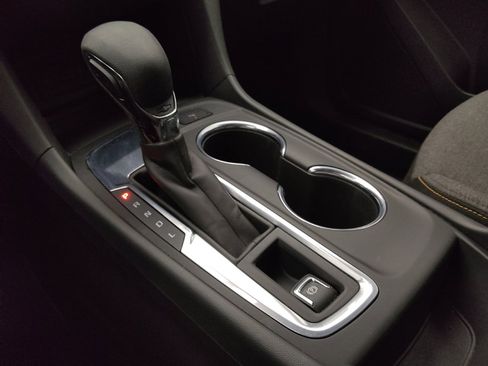 Used 2024 Chevrolet Equinox LT FWD image 26