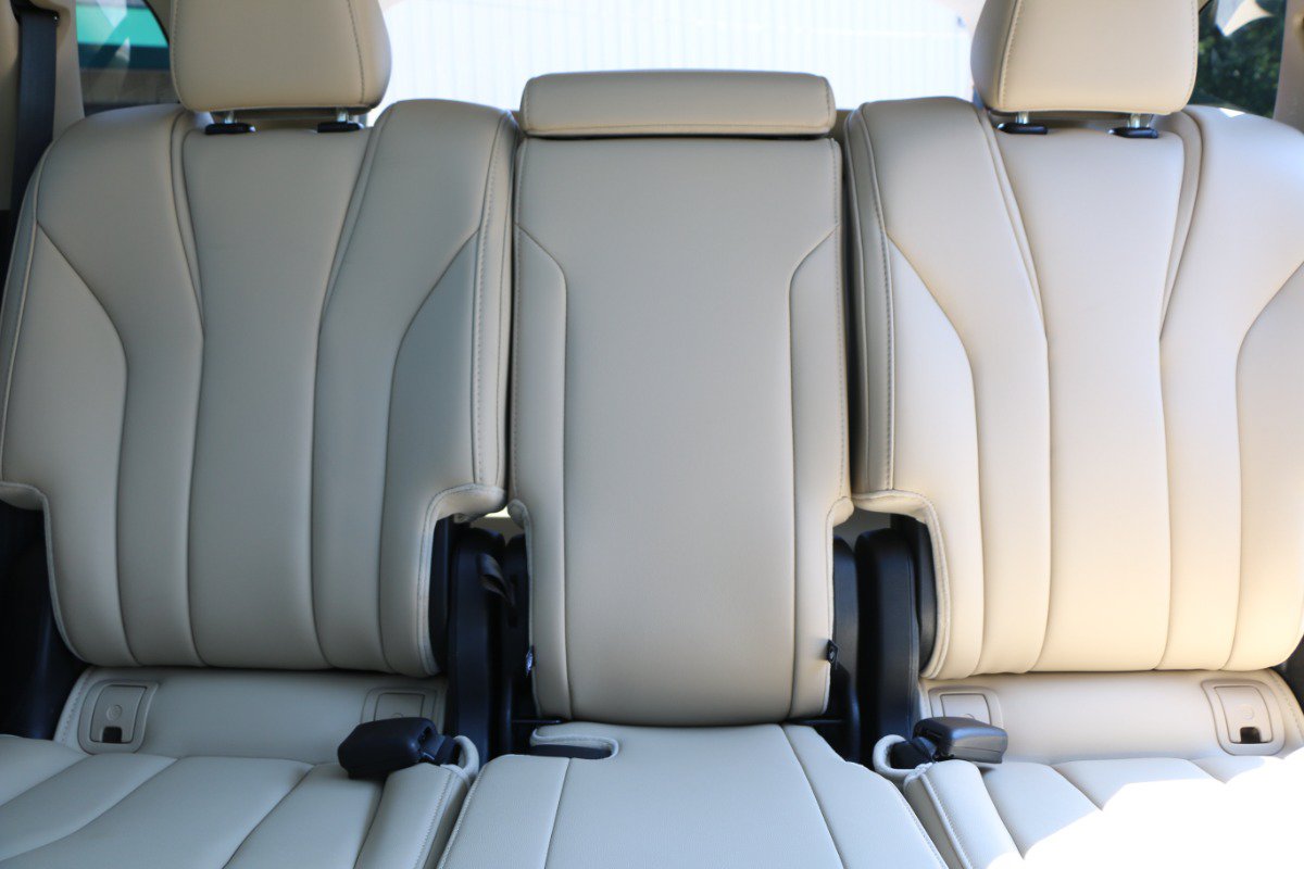 Used 2025 Acura MDX FWD image 32