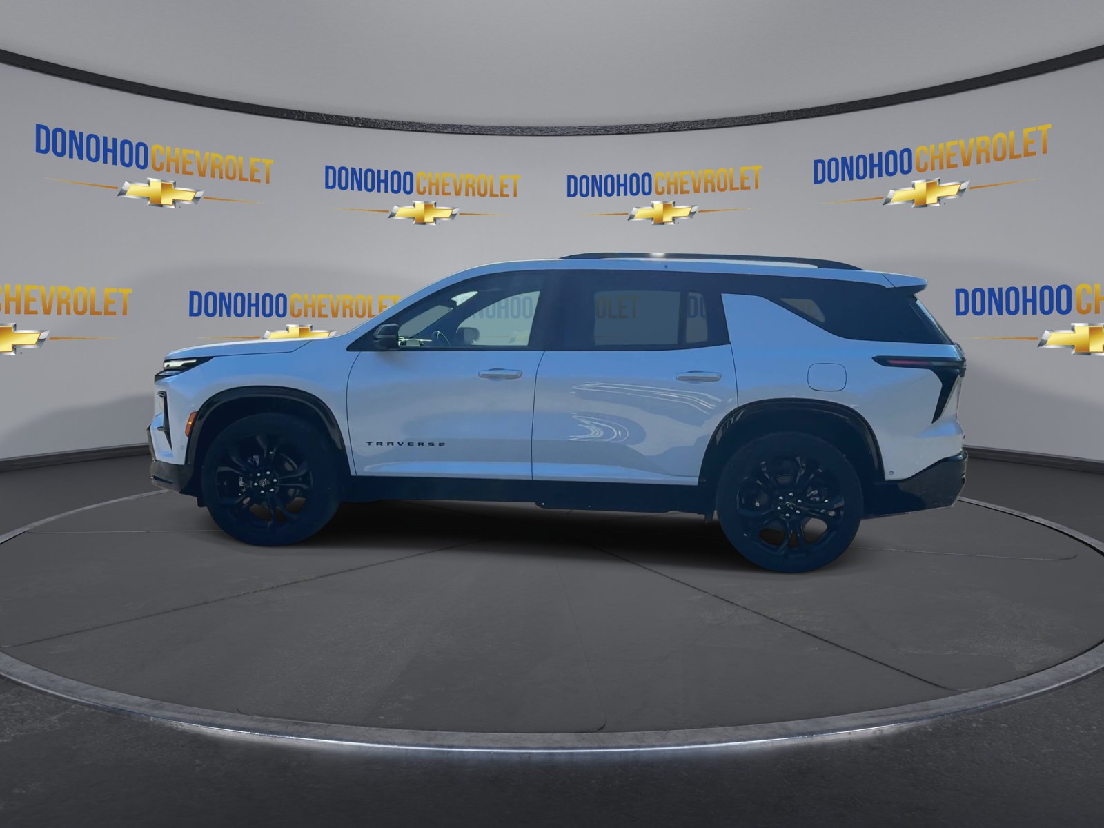 New 2027 Chevrolet Traverse RS AWD/4WD image 8