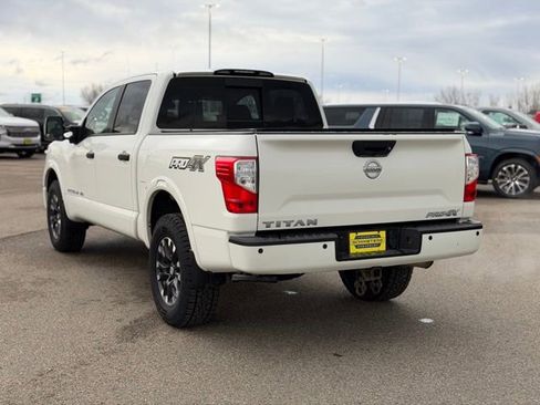Used 2018 Nissan Titan PRO-4X w/ Pro-4x Convenience Package image 8