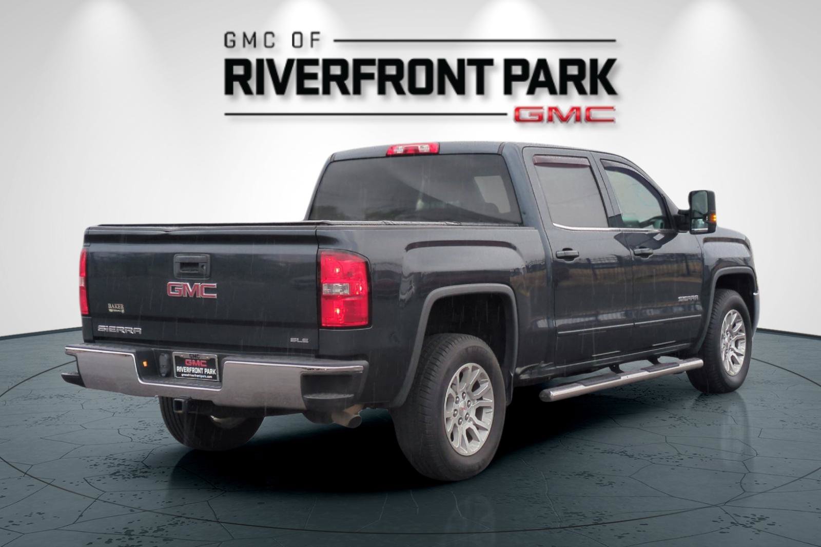 Used 2017 GMC Sierra 1500 SLE w/ SLE Value Package RWD image 3