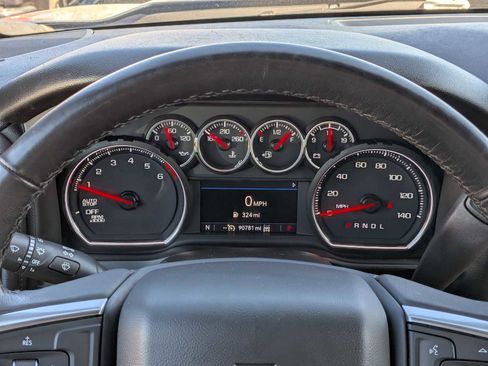 Used 2022 Chevrolet Silverado 1500 LT w/ Safety Package image 32