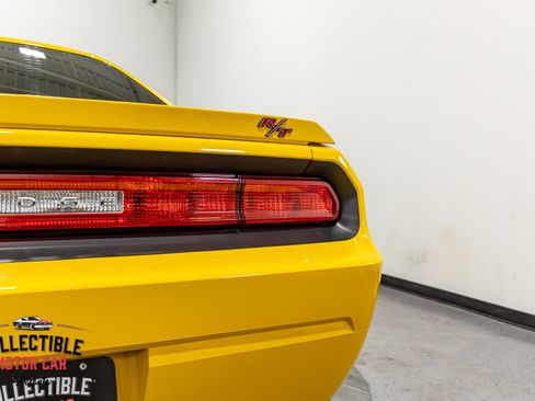 Used 2010 Dodge Challenger R/T RWD image 59