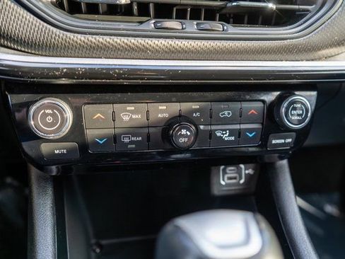 Used 2022 Jeep Compass Trailhawk image 27