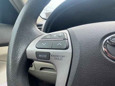 Used 2009 Toyota Camry SE FWD image 21
