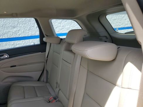 Used 2021 Jeep Grand Cherokee Limited image 28