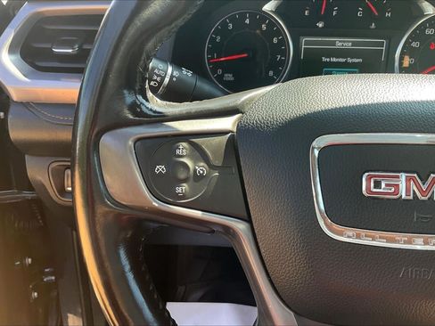 Used 2018 GMC Acadia SLT AWD/4WD image 11