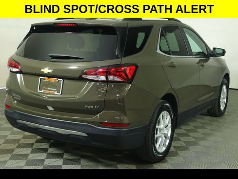 Used 2023 Chevrolet Equinox LT AWD/4WD image 8