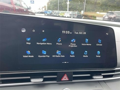 Certified 2023 Hyundai Elantra SEL w/ Convenience Package image 19