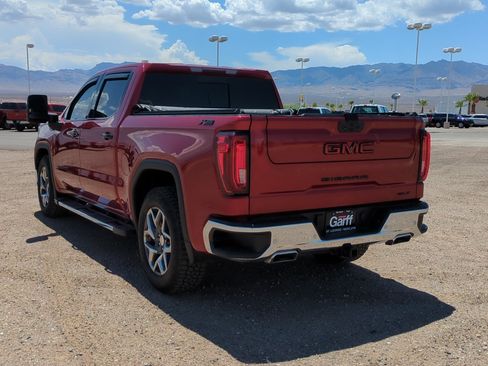 Used 2023 GMC Sierra 1500 SLT w/ SLT Premium Plus Package AWD/4WD image 5
