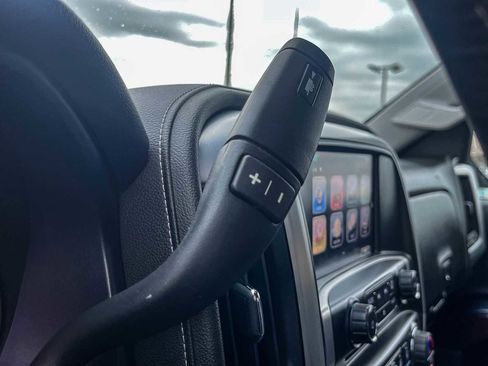 Used 2017 GMC Sierra 1500 SLT image 15