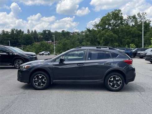 Used 2018 Subaru Crosstrek 2.0i Premium AWD/4WD image 2