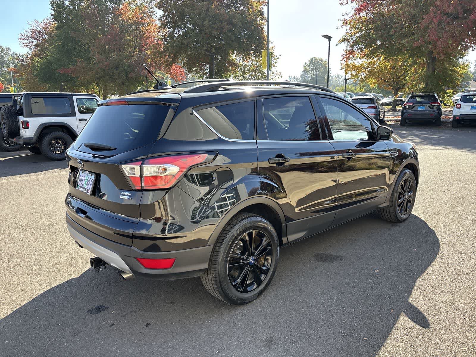 Used 2018 Ford Escape SEL AWD/4WD image 4
