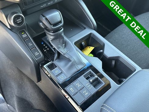 Used 2024 Toyota Land Cruiser image 22