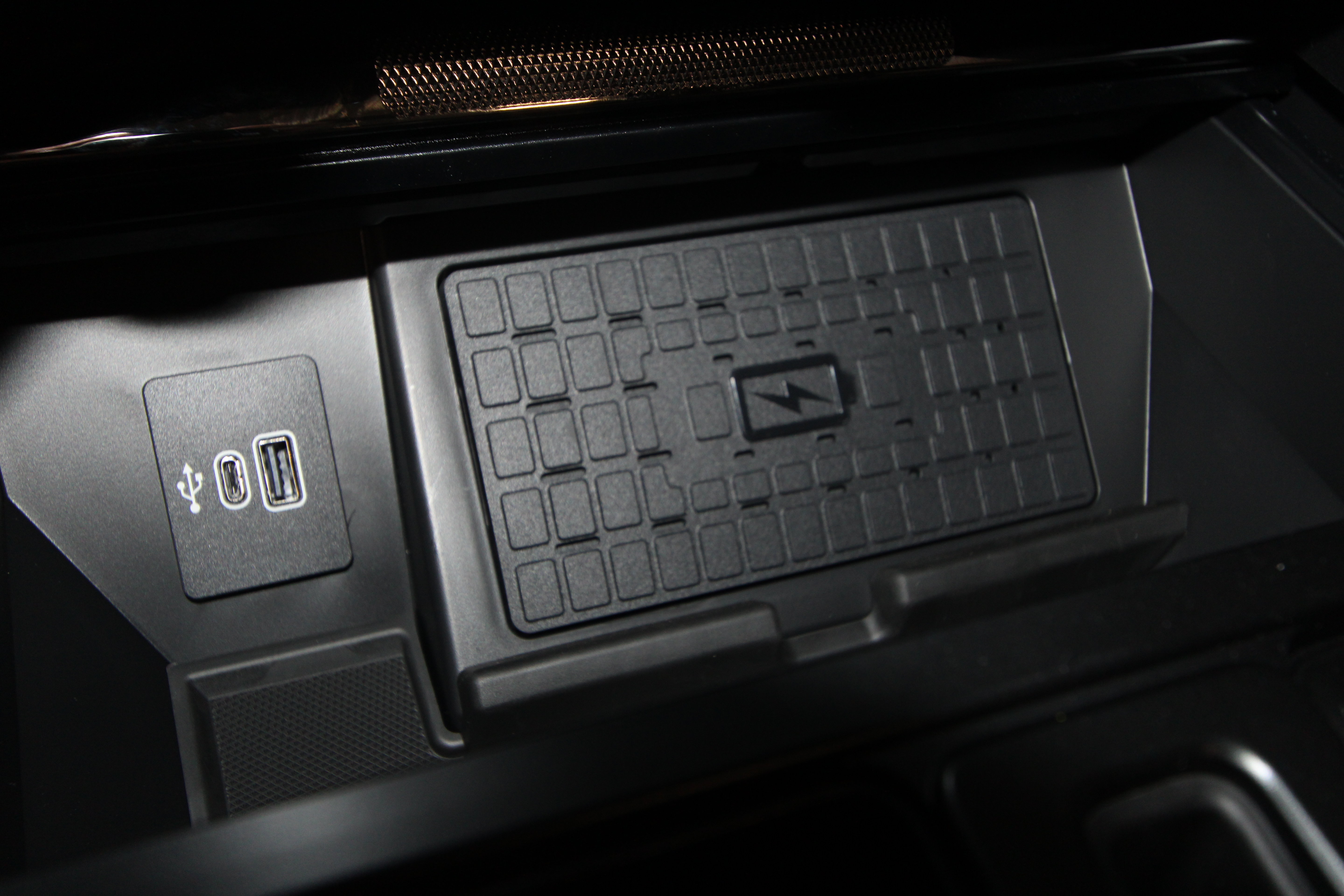New 2026 Ford F150 Raptor AWD/4WD image 18