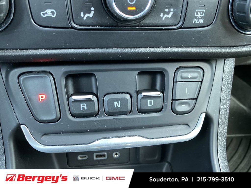 Used 2020 GMC Terrain SLT w/ Preferred Package AWD/4WD image 19