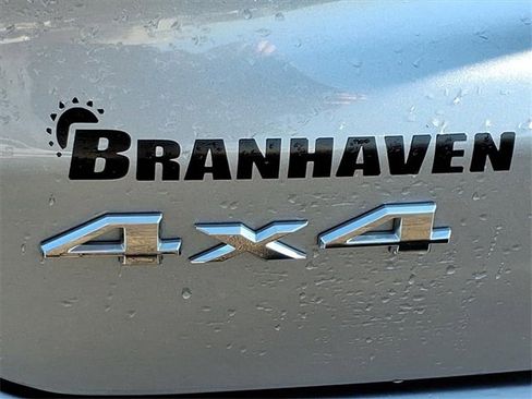 Certified 2018 Jeep Compass Limited w/ Navigation Group image 12